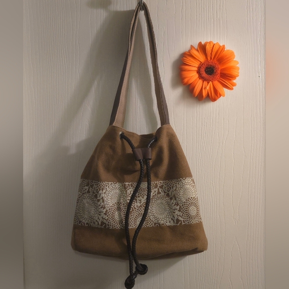 Boho drawstring bucket purse - Picture 1 of 6